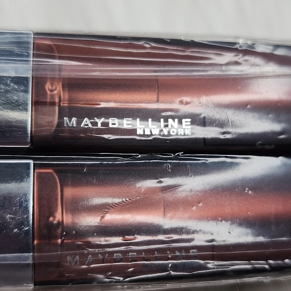 (2) Maybelline Color Sensational Matte Finish Hydrating Lipstick Toasted Truffle